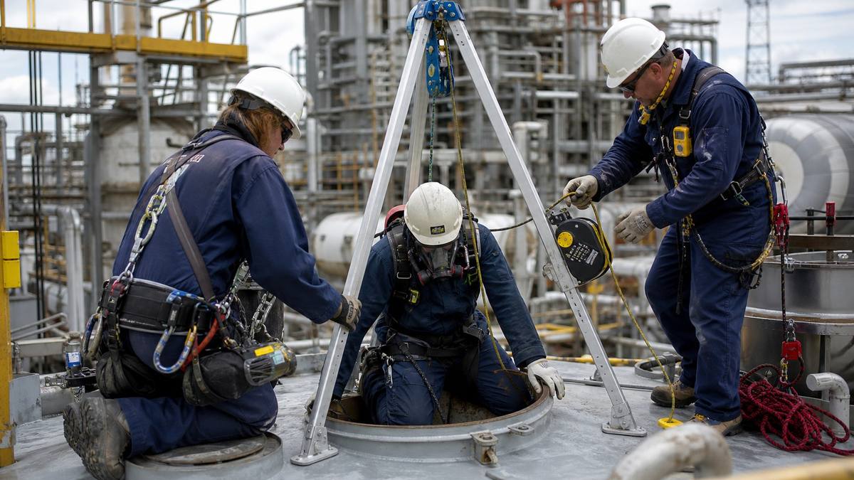 Confined Space Rescue Course UAE 2026 — Fees